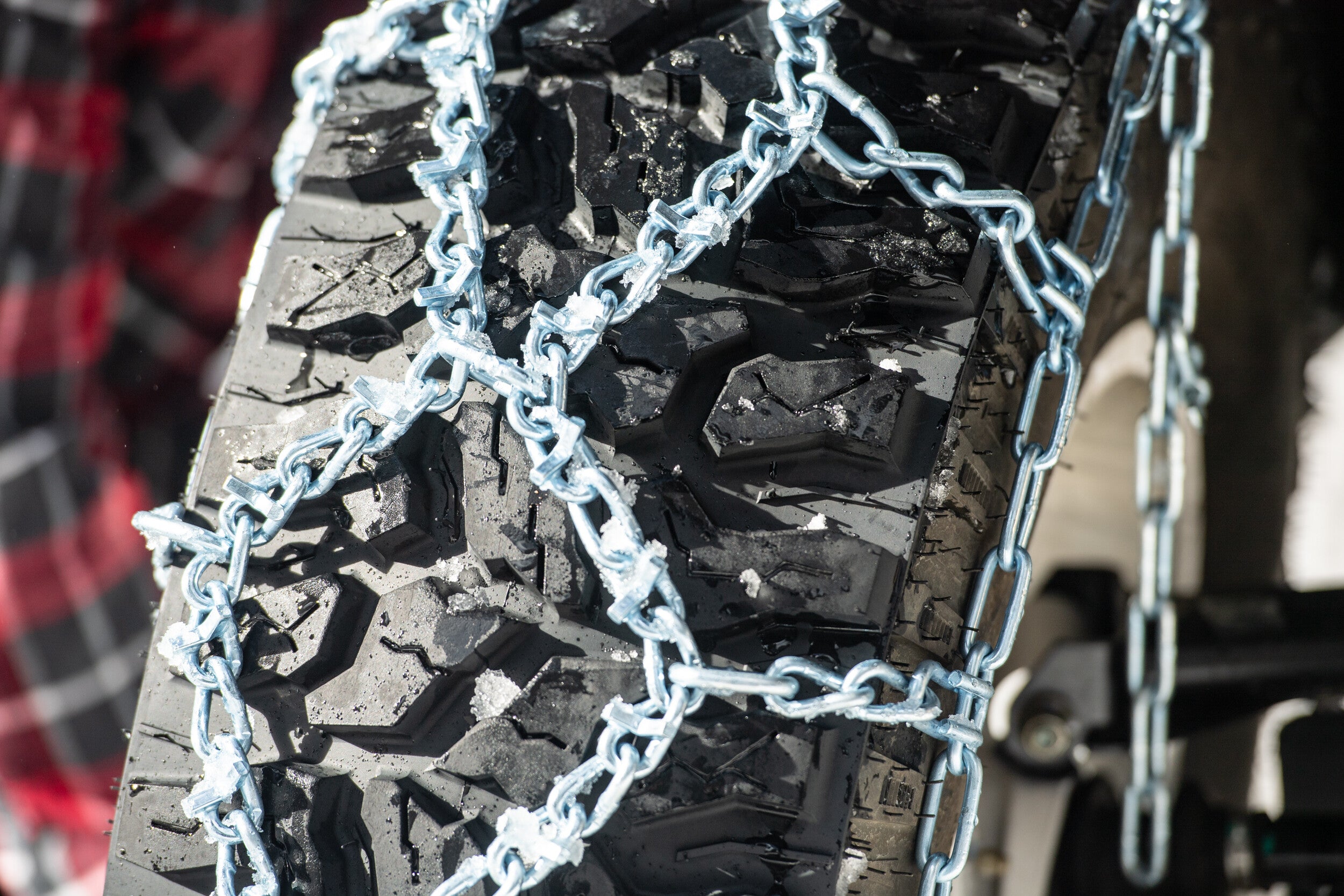 DIAMOND V-BAR SNOW CHAINS 30" 30X10-14 AND 30X10-15