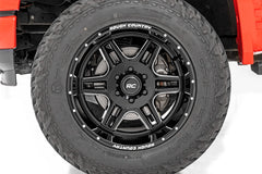 Rough Country 92 Series Wheel | Machined One-Piece | Gloss Black | 22x12 | 6x5.5 | -44mm