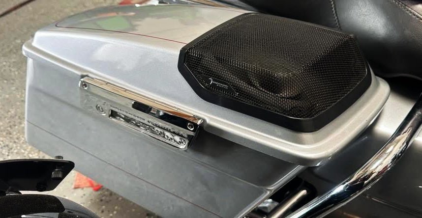 1998-2013 HARLEY DAVIDSON CUT IN SPEAKER LID KIT WITH HXM69F2BK (2 ohm ) - MSHXM69F2BKLK13