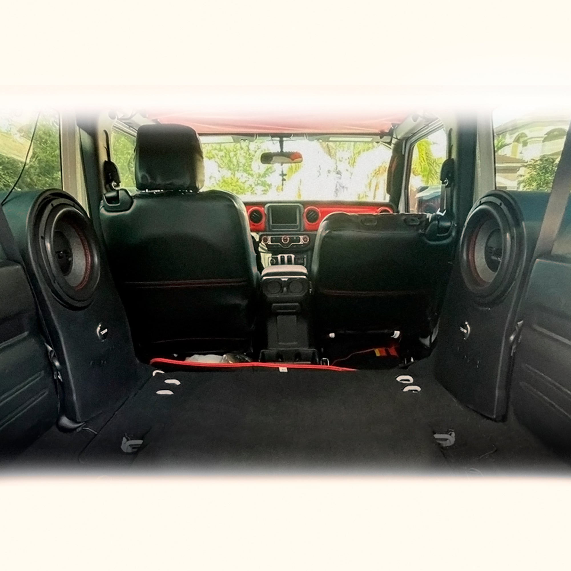 Jeep JL Wrangler 2018–2023 Complete Audio Package – Loaded Sound Bar, Dash Enclosures, Subwoofers & Amplifier - DS18
