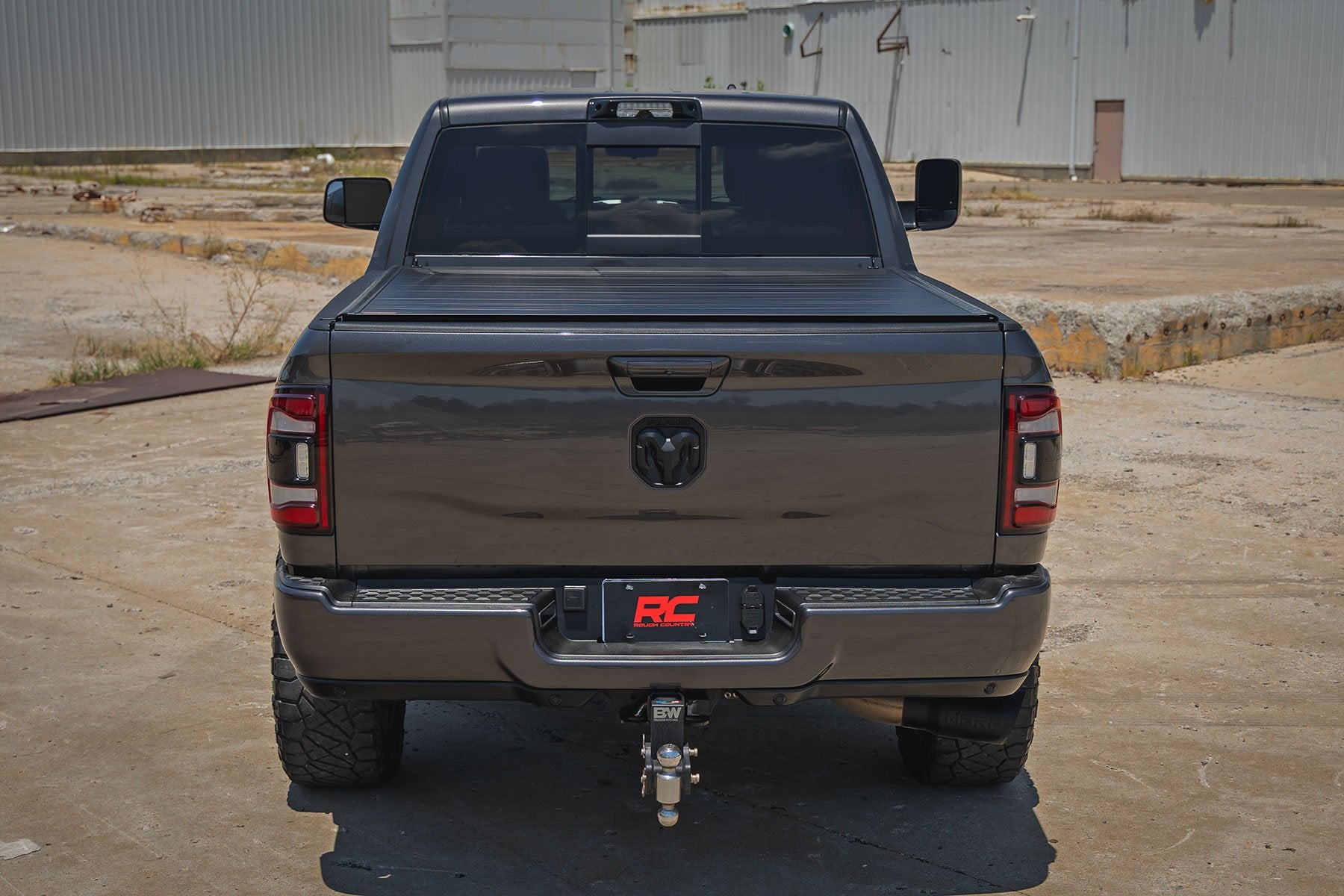 Hard Roll Up Bed Cover | 6'4" Bed | Ram 1500 (09-18)/2500 (09-26)