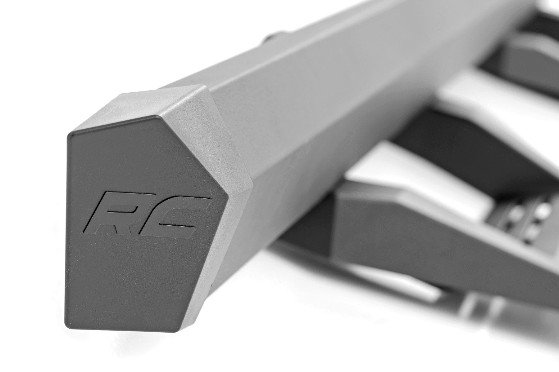 SRX2 Adj Aluminum Step | Crew Cab | Ram 1500 (19-26)/1500 TRX (21-24)