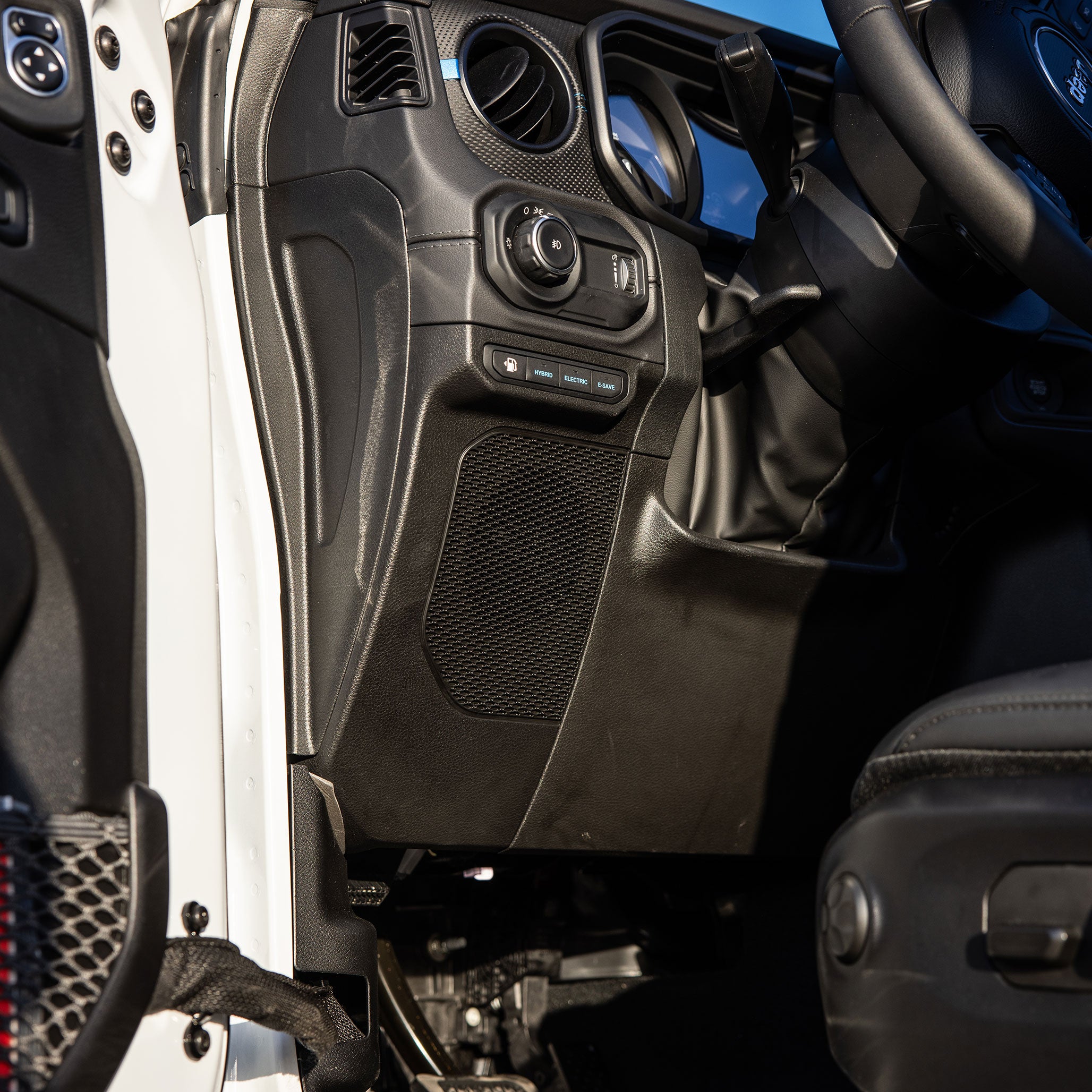1,800 Watt All-In-One Audio Kit for Select 2024+ Jeep Wrangler JL