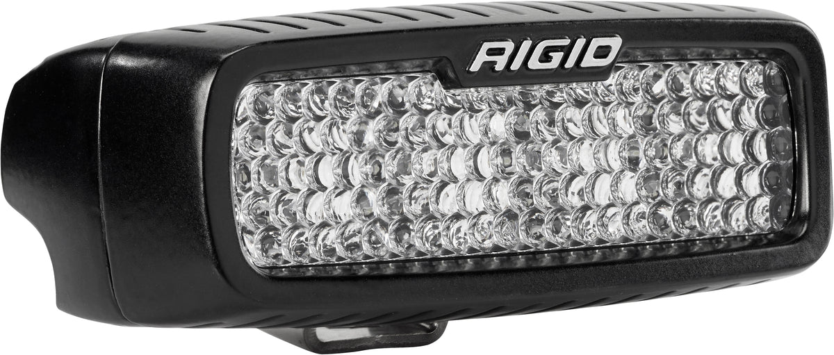 SR-Q SERIES PRO DIFFUSED STANDARD MOUNT LIGHT