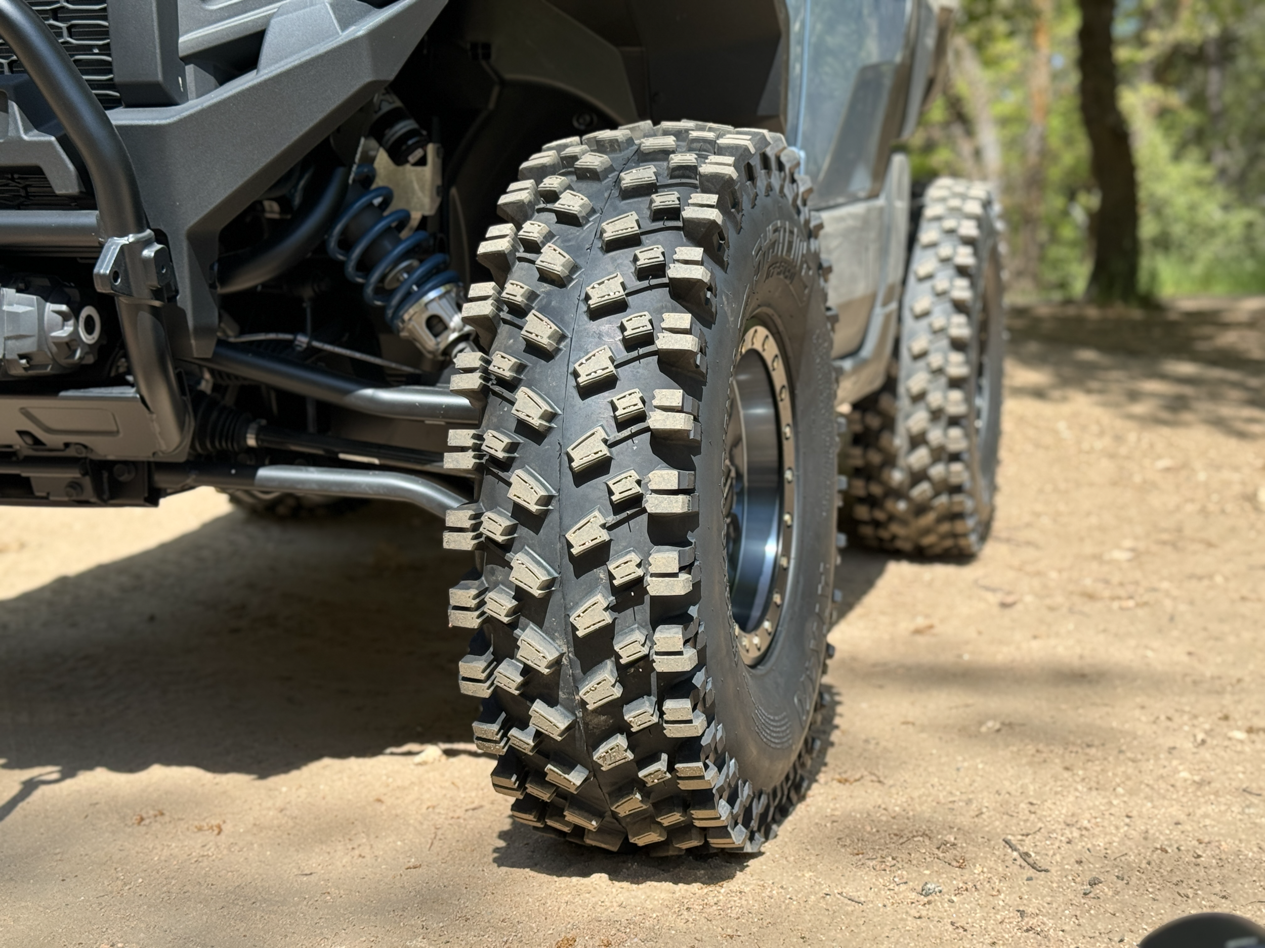 ATX470 37X10R15 Tire