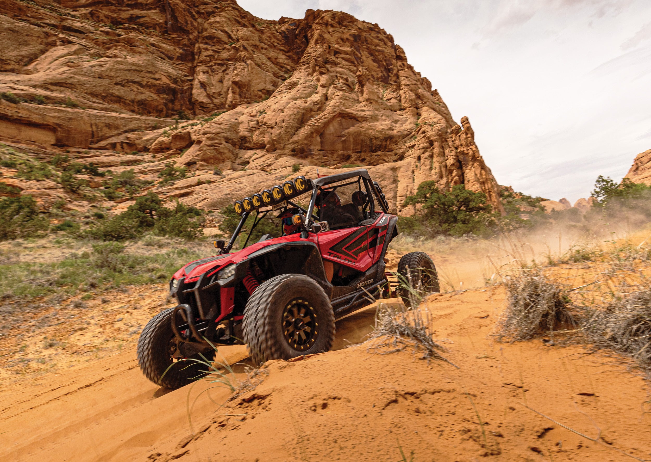 XCR350 35X10R15 Tire