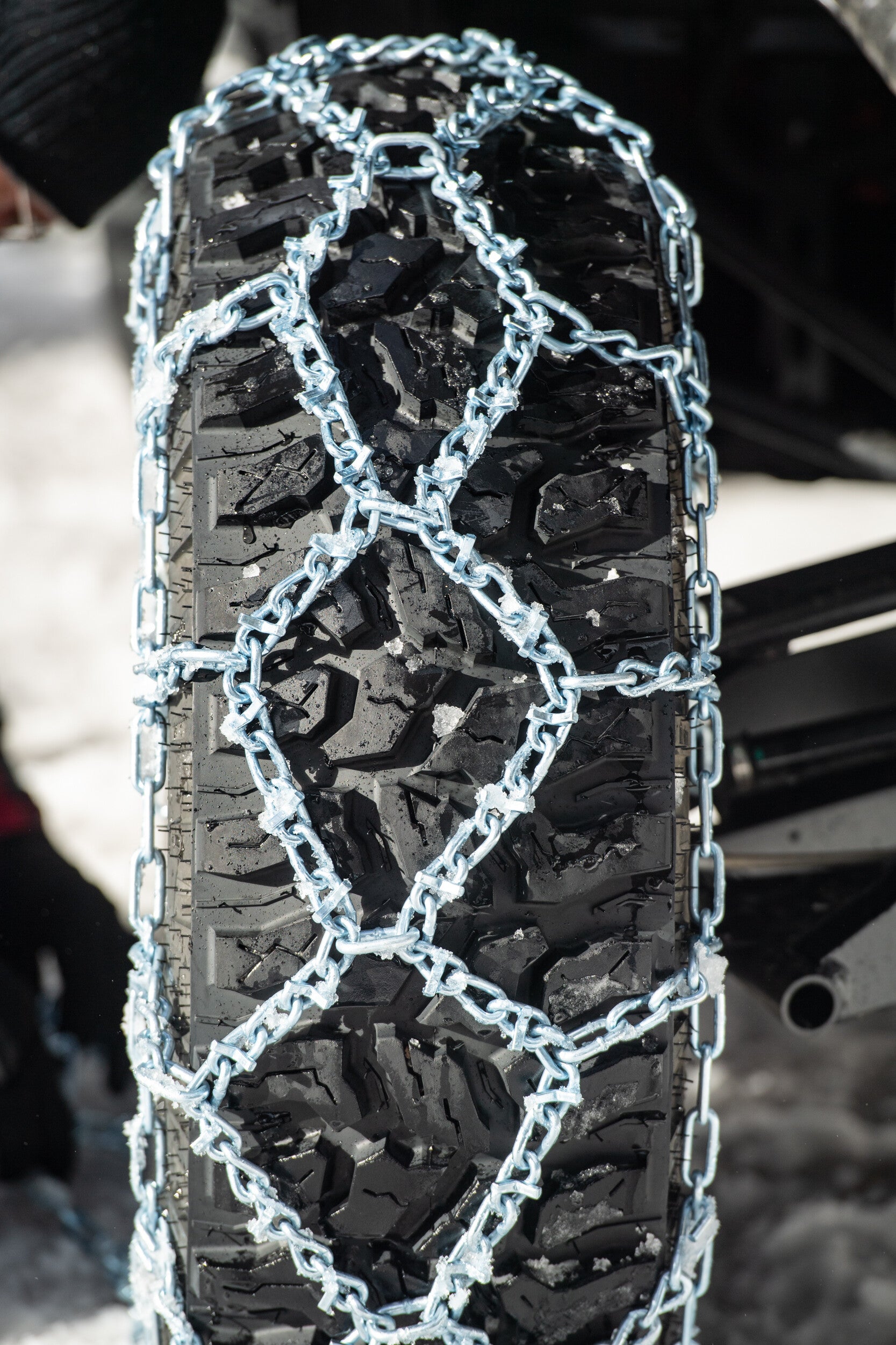 DIAMOND V-BAR SNOW CHAINS 30" 30X10-14 AND 30X10-15