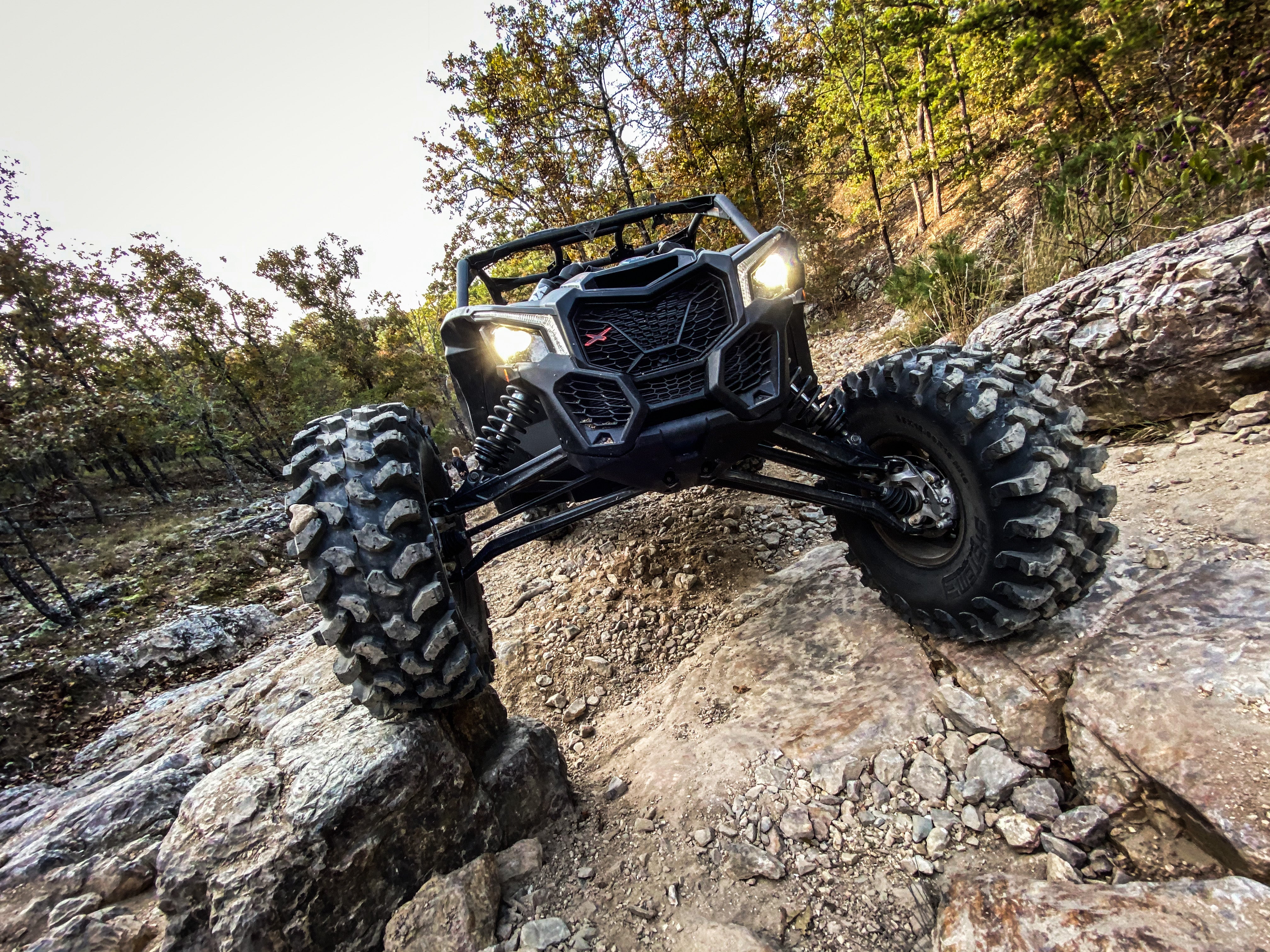 XTR370 37X10R18 Tire