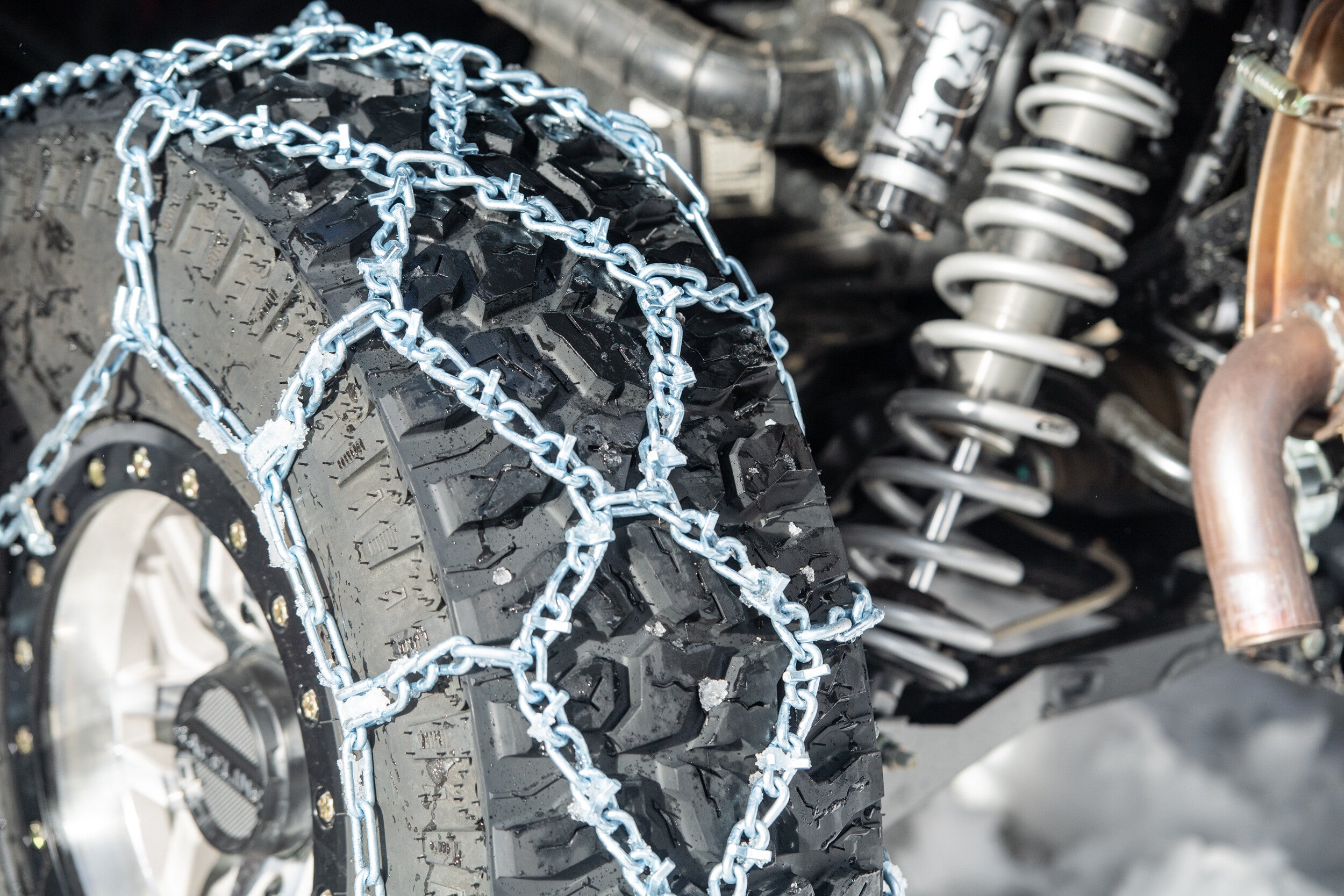 DIAMOND V-BAR SNOW CHAINS 30" 30X10-14 AND 30X10-15