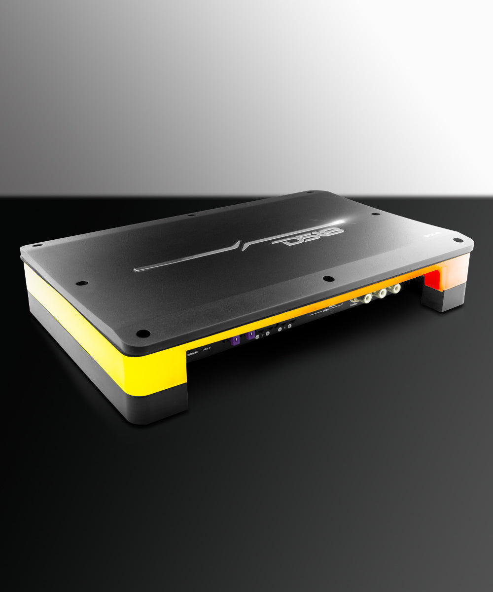 Flush Mount / Surface Mount 4 Channel Class D Amplifier With Acrylic Cover for Custom Installation 4 X 180 Watts RMS @ 4 Ohm