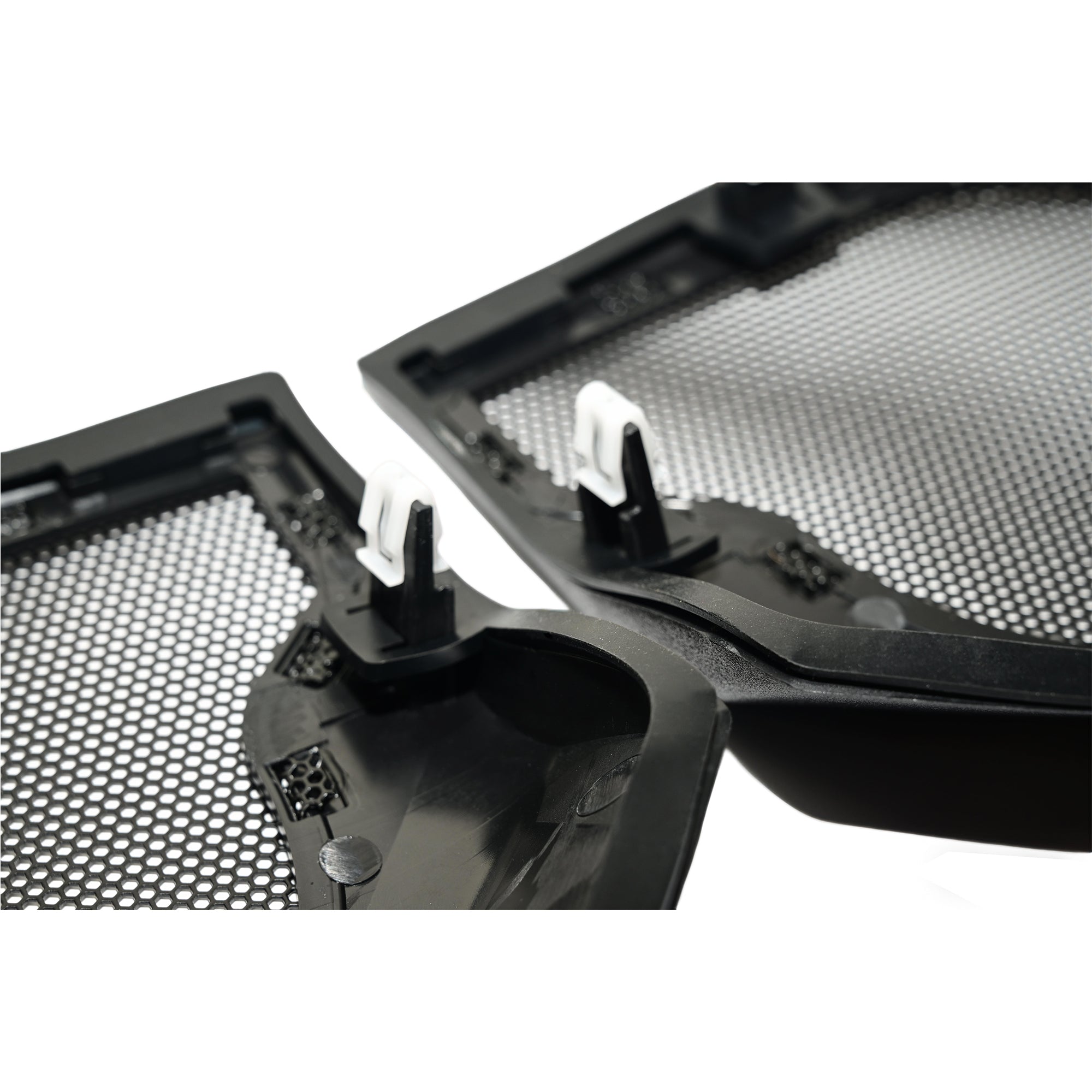 DHDSG24 - 2024+ STREET GLIDE/ULTRA BAT WING FAIRING SPEAKER GRILLS (PAIR)