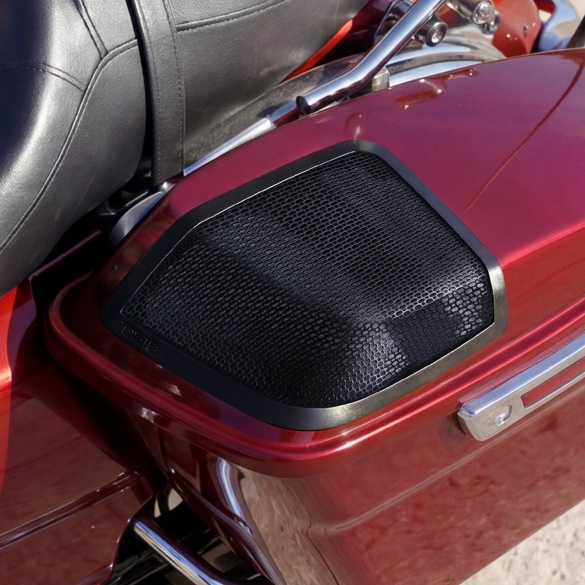 Harley-Davidson Saddlebag Speaker Lid Conversion Kit for models 2014-2023 - DS18