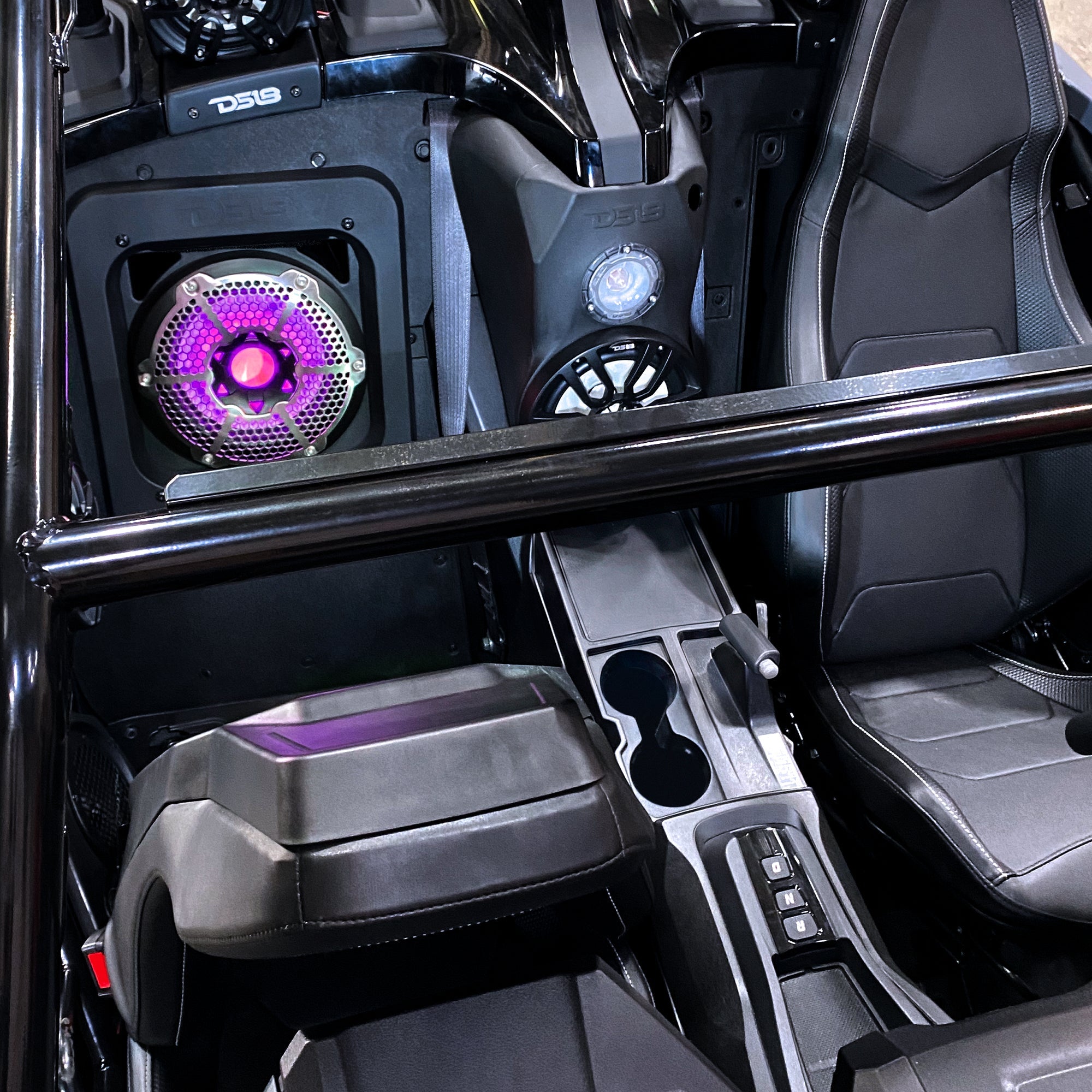 Polaris Slingshot Rear Sealed 10" Subwoofer Enclosure | Fits Either Passenger or Driver Side | 2015 - Current - DS18