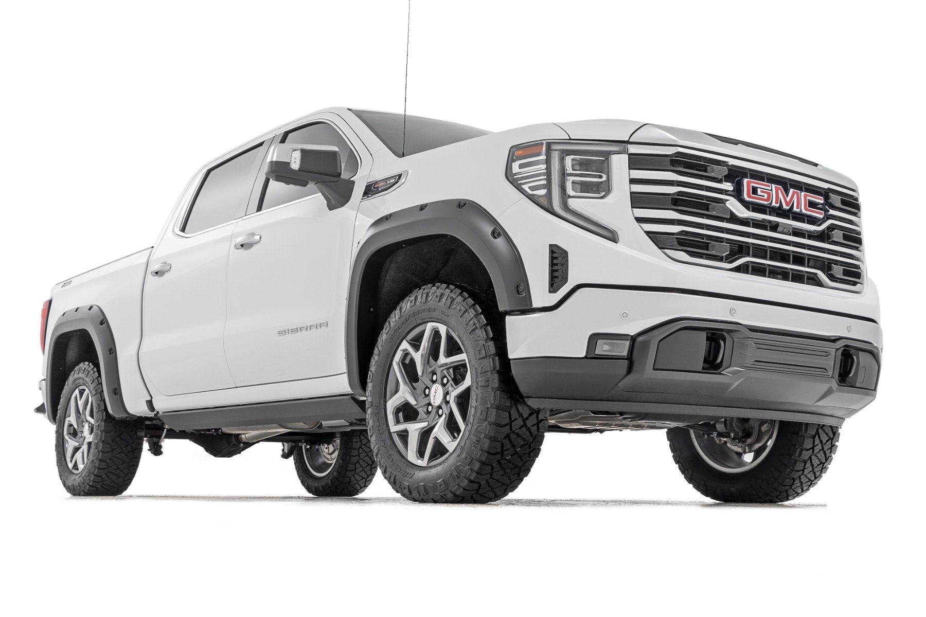 Pocket Fender Flares | GAN Silver Ice Metallic | GMC Sierra 1500 (19-26)