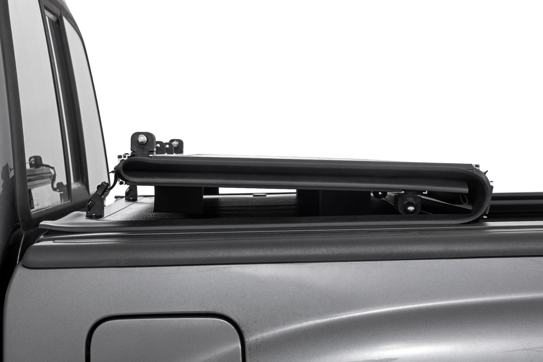 Hard Low Profile Bed Cover | 5' Bed | Toyota Tacoma 2WD/4WD (05-15)