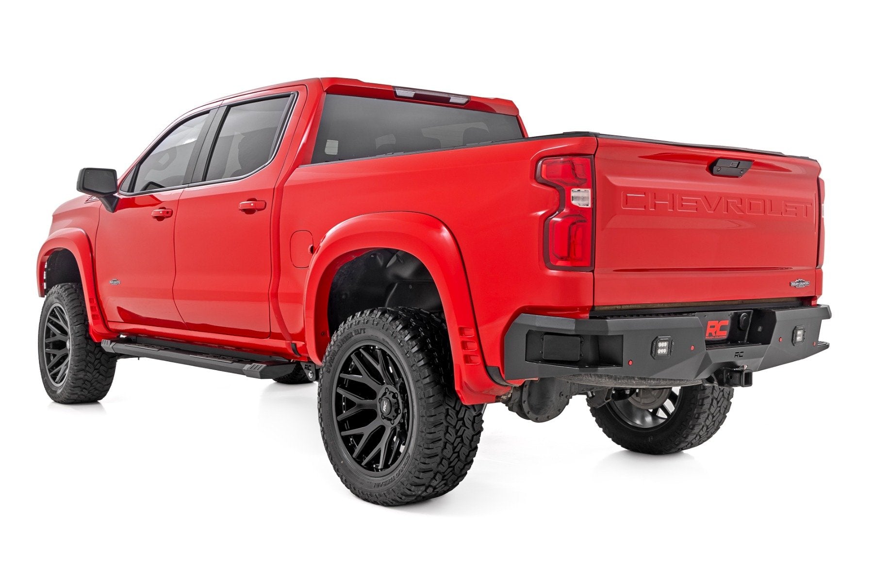HD2 Aluminum Running Boards | Crew Cab | Chevy/GMC 1500/2500HD/3500HD (19-26)
