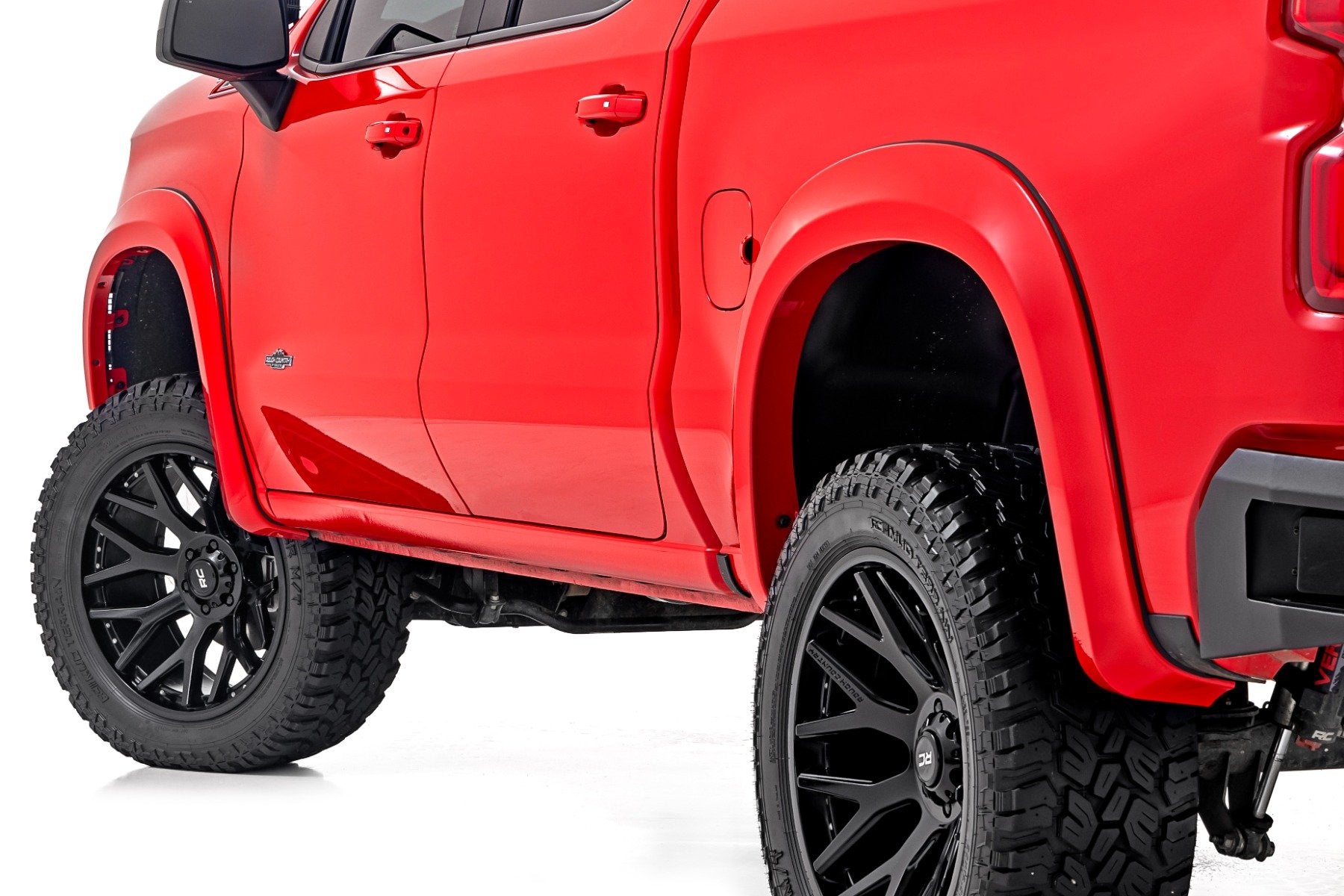 Sport Fender Flares | GAN Silver Ice Metallic | Chevy Silverado 1500 (19-26)