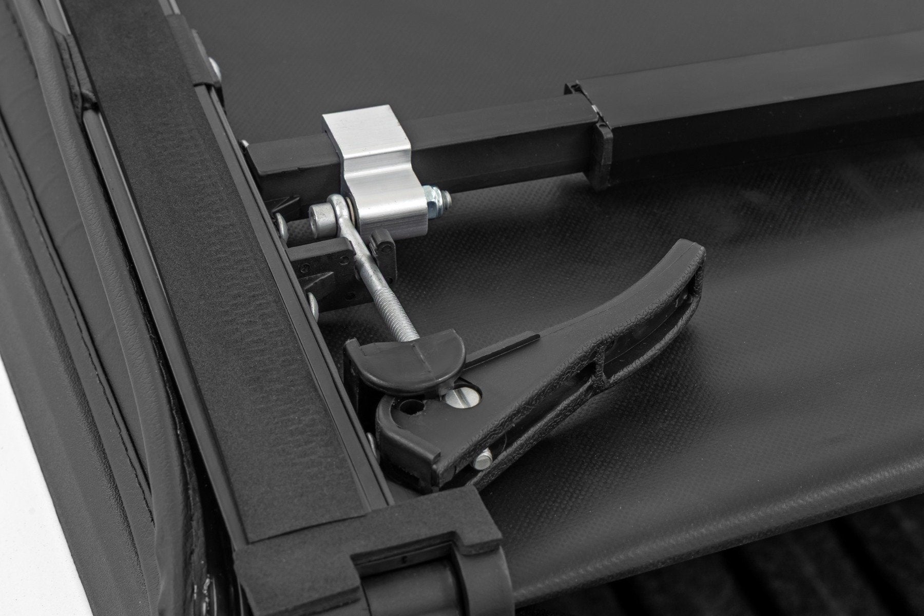 Soft Tri-Fold Bed Cover | 5' Bed | Dbl Cab | Toyota Tacoma 2WD/4WD (24-25)