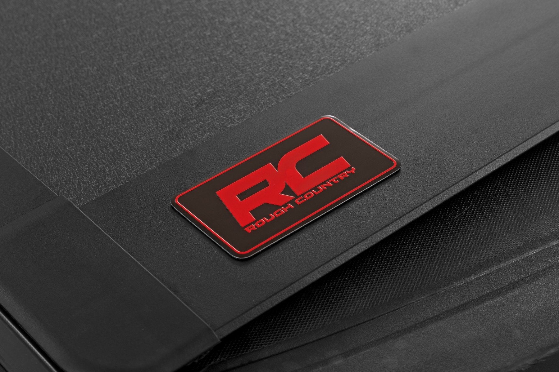 Hard Tri-Fold Flip Up Bed Cover | 6' Bed | Chevy/GMC Canyon/Colorado (15-26)