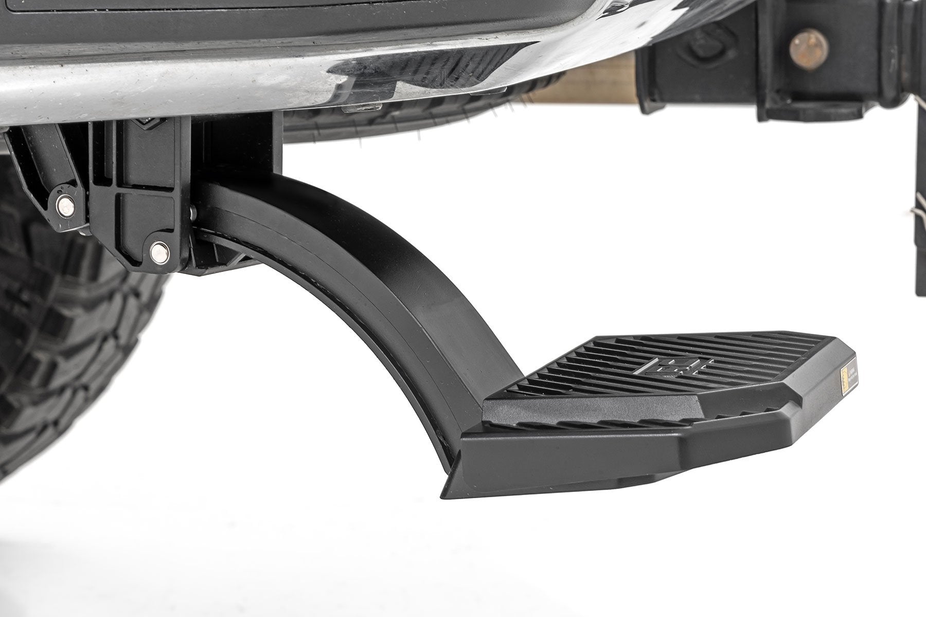 Retractable Bed Step | Manual Pull | Chevy/GMC 2500HD/3500HD (20-26)