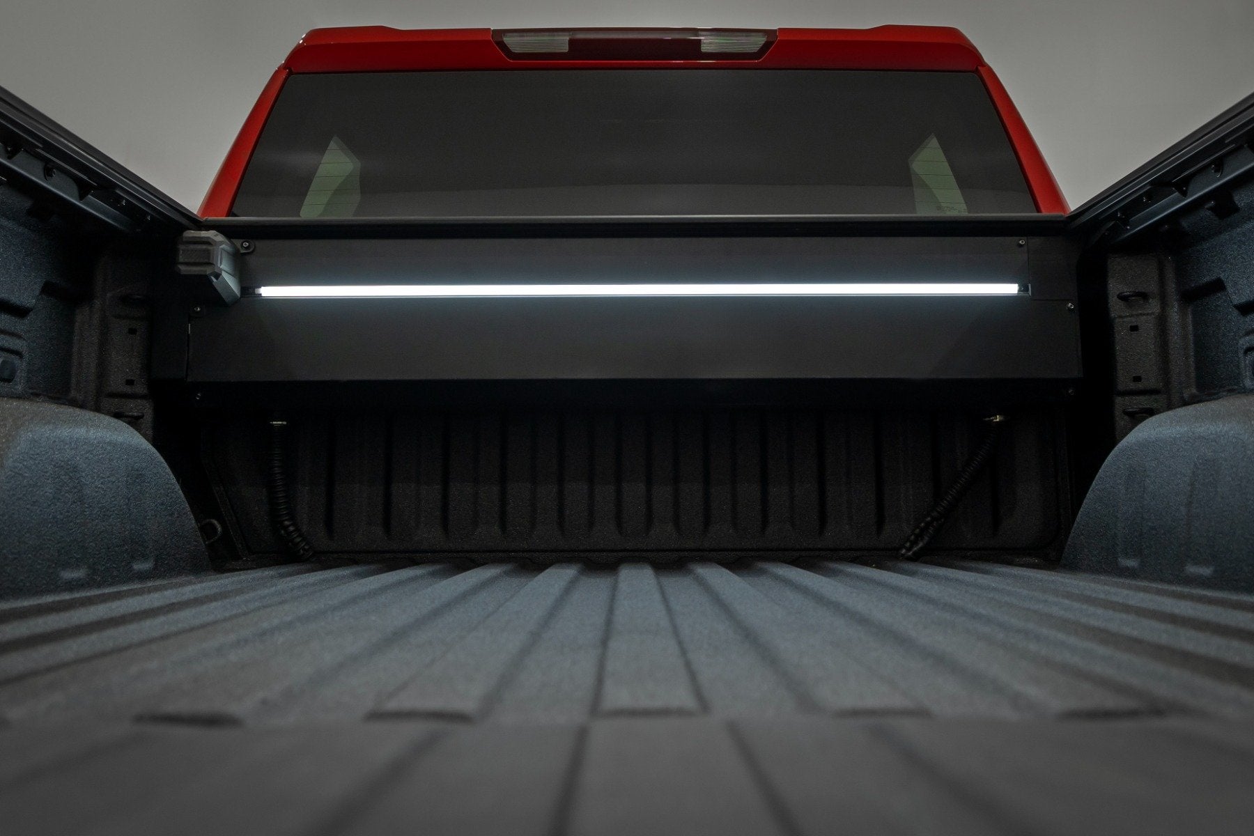 Powered Retractable Bed Cover | 5'10" Bed | Chevy/GMC Sierra/Silverado 1500 (19-25)