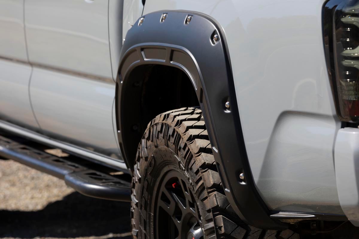Defender Fender Flares | 1D6 Silver Sky Metallic | Toyota Tacoma (16-23)