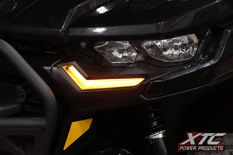 XTC 7adbac955f0c6079 | Can-Am Defender Front Turn Signal Blinker GIF