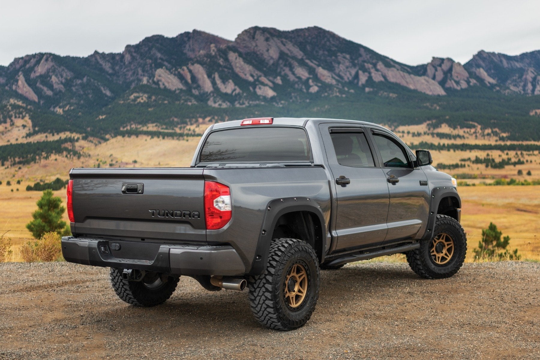 Pocket Fender Flares | 3L5 Radiant Red | Toyota Tundra 2WD/4WD (2014-2021)
