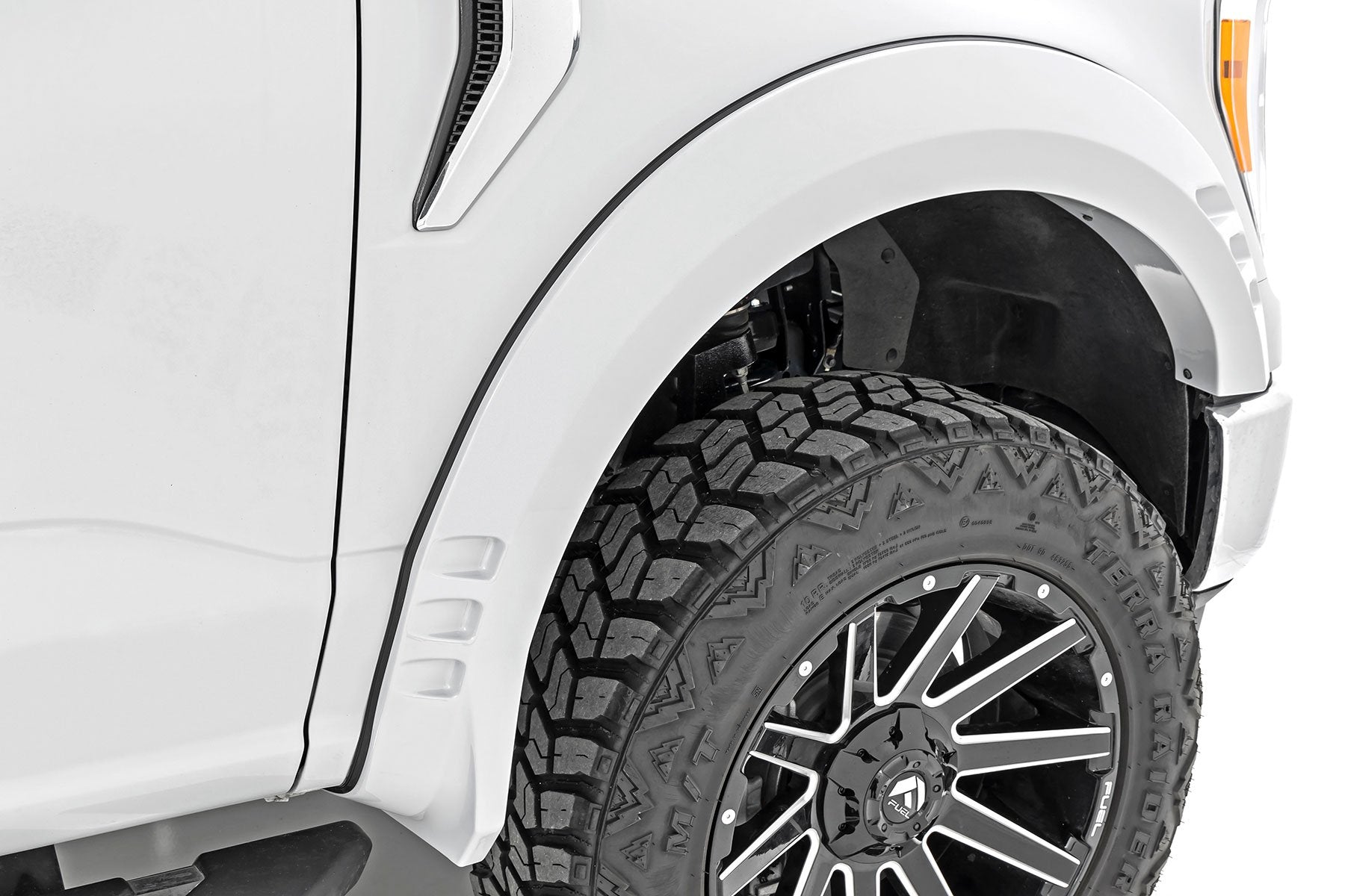 Fender Flares | SF1 | YZ Oxford White | Ford F-150 2WD/4WD (2021-2025)