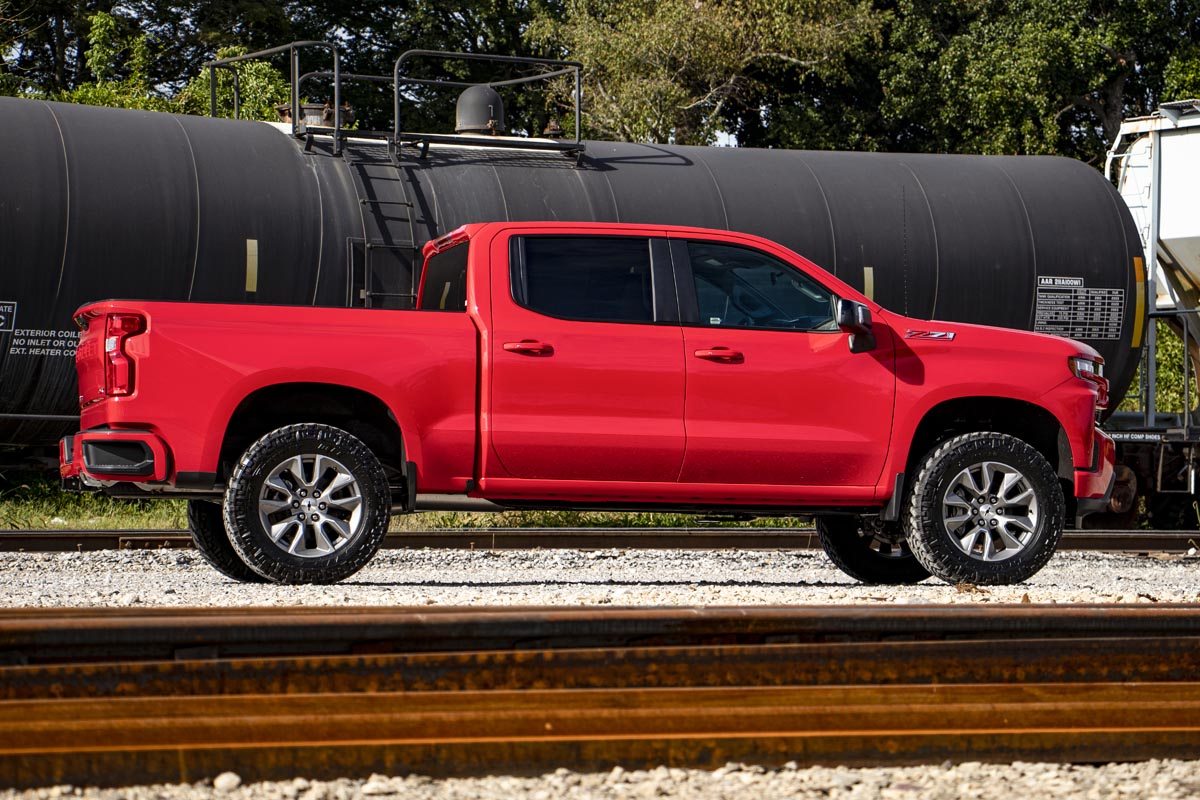 3.5 Inch Lift Kit | Mono Leaf Rear | Vertex/V2 | GMC Sierra 1500 2WD/4WD (2025)