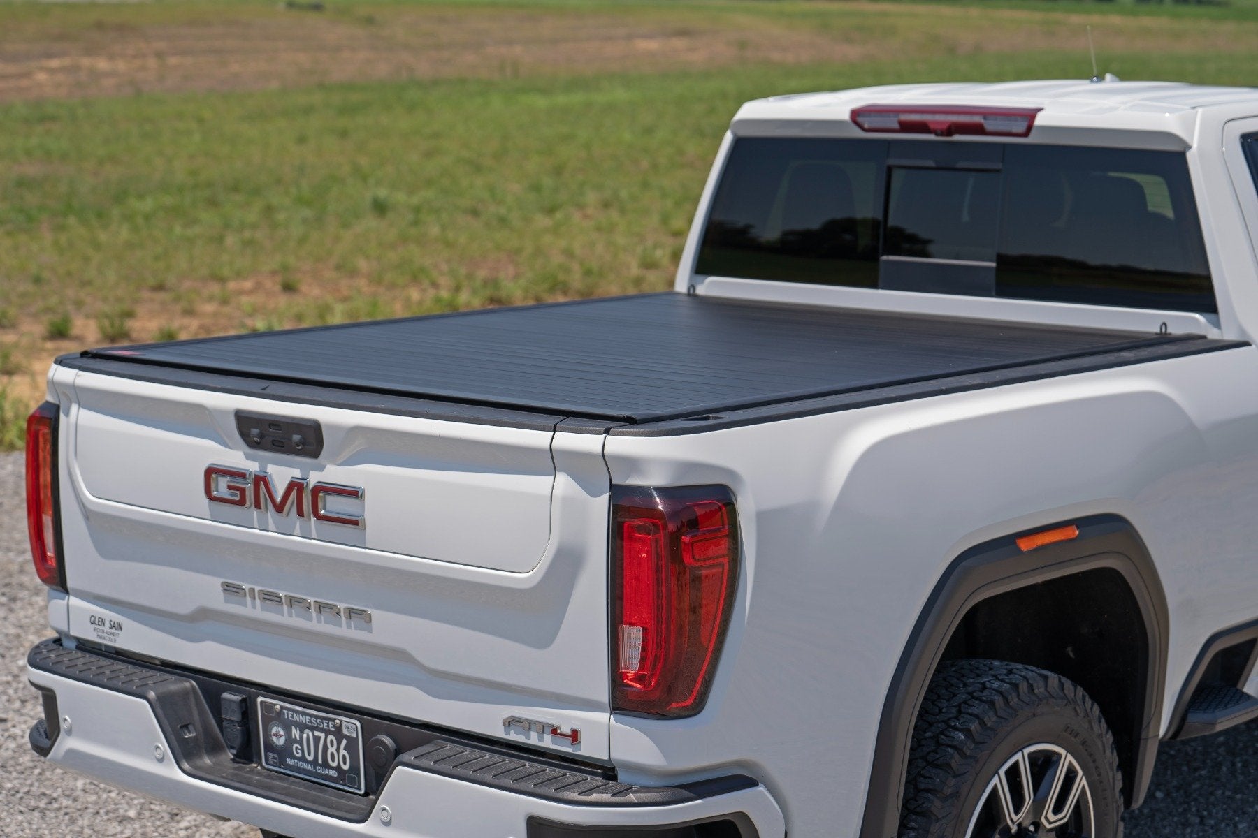 Hard Roll Up Bed Cover | 6'9" Bed | Chevy/GMC Silverado/Sierra 2500HD/3500HD (20-26)