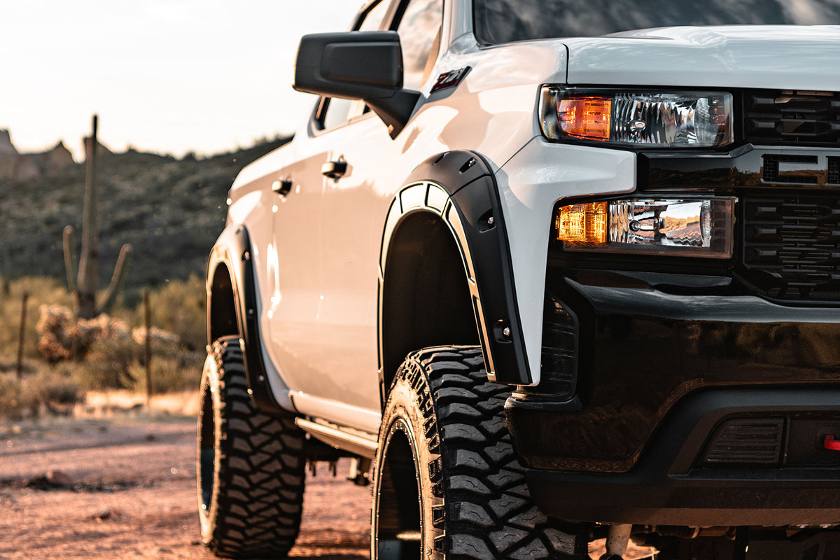 Defender Fender Flares | G42 White Sands | Chevy Silverado 1500 (19-26)
