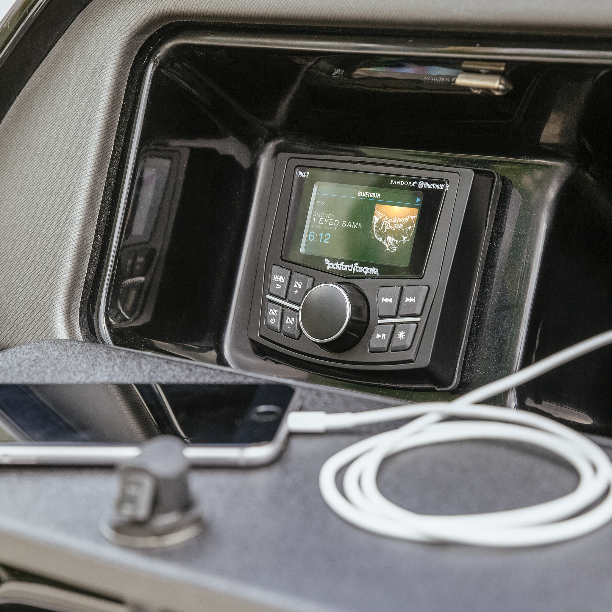 Punch Marine Compact AM/FM/WB Digital Media Receiver 2.7′′ Display